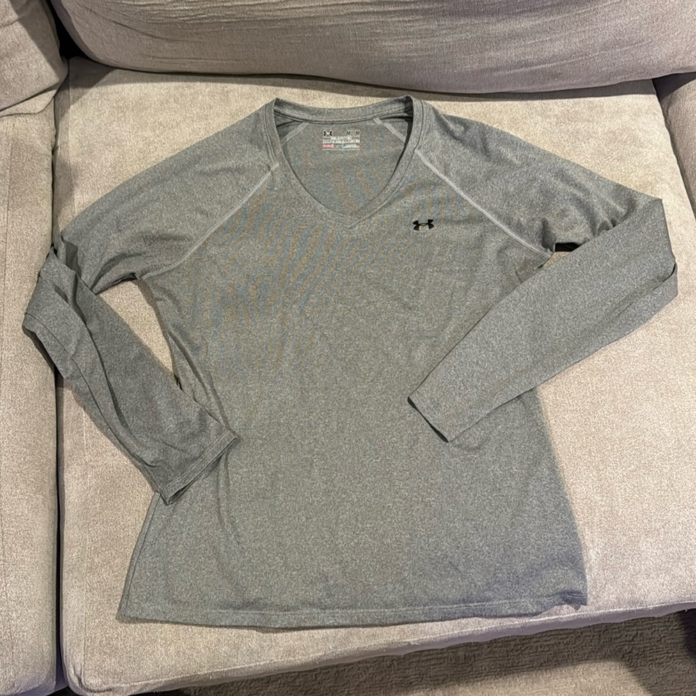 Under Armour Women’s Long Sleeve V-neck